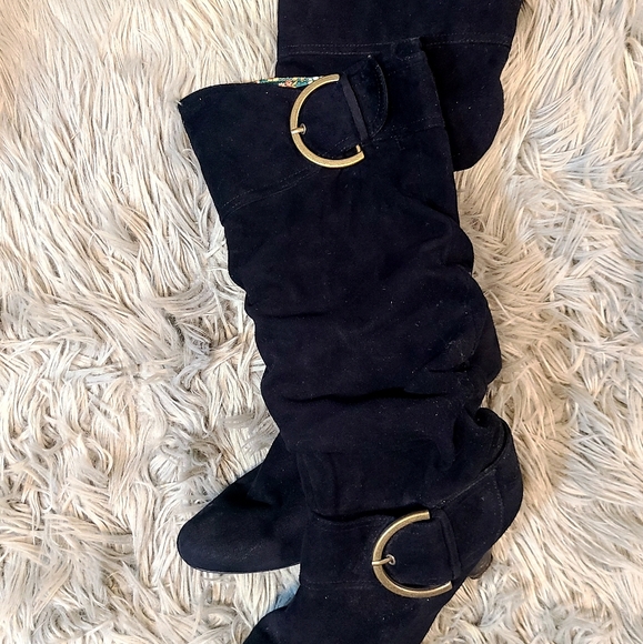 Black Wedge Heel Knee High Boots - Picture 3 of 6